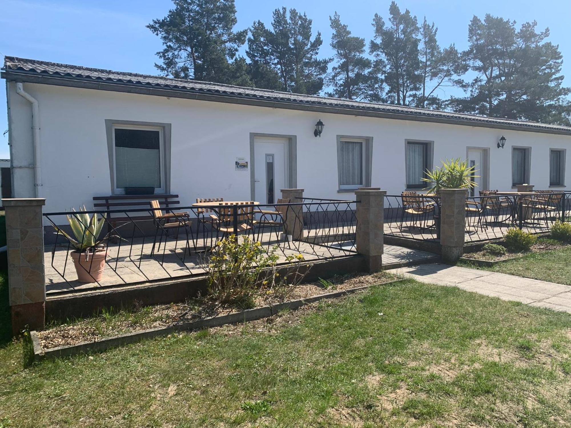 Einzelzimmer Mit Gemeinschaftsbad Pruchten Exterior photo